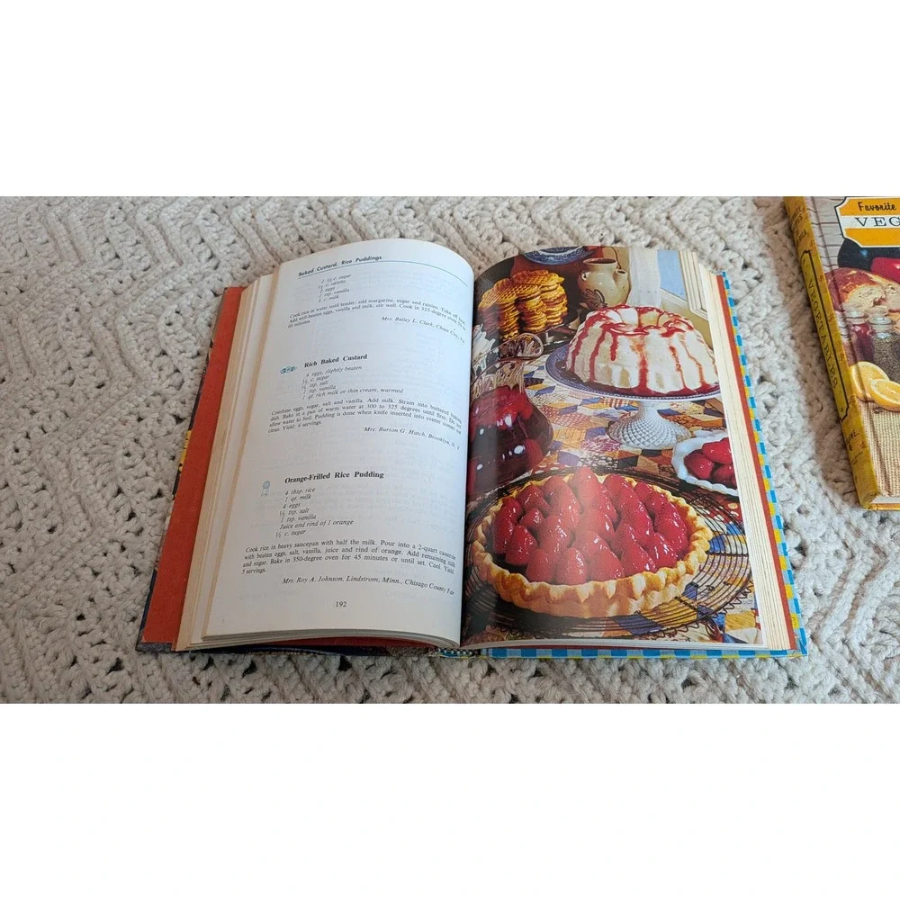 Vintage Favorite Recipes of America Cookbook Set Desserts & Vegetables Hardcover